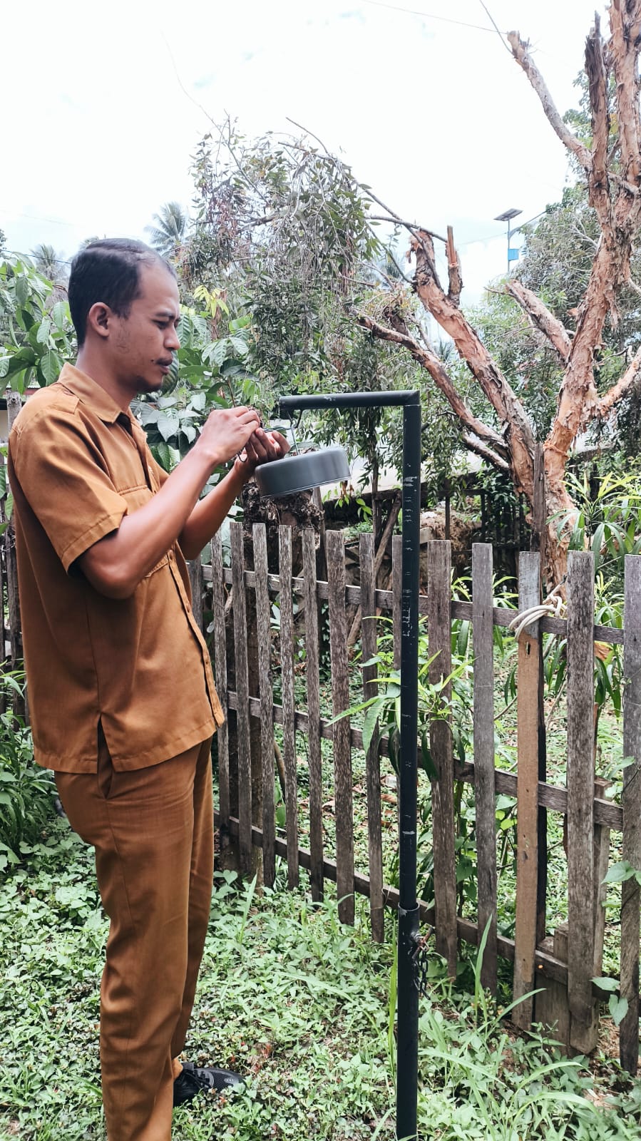 Pengambilan sampel udara dgn metode passive sampler anggaran dari kementerian Lingkungan Hidup